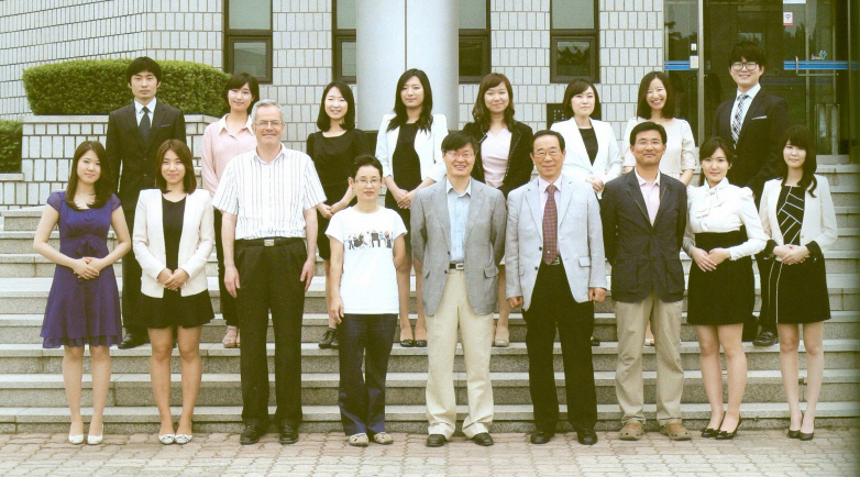 졸업생 사진 3 등록사진 0번째 이미지 - 자세한 사항은 하단 글 내용 참조