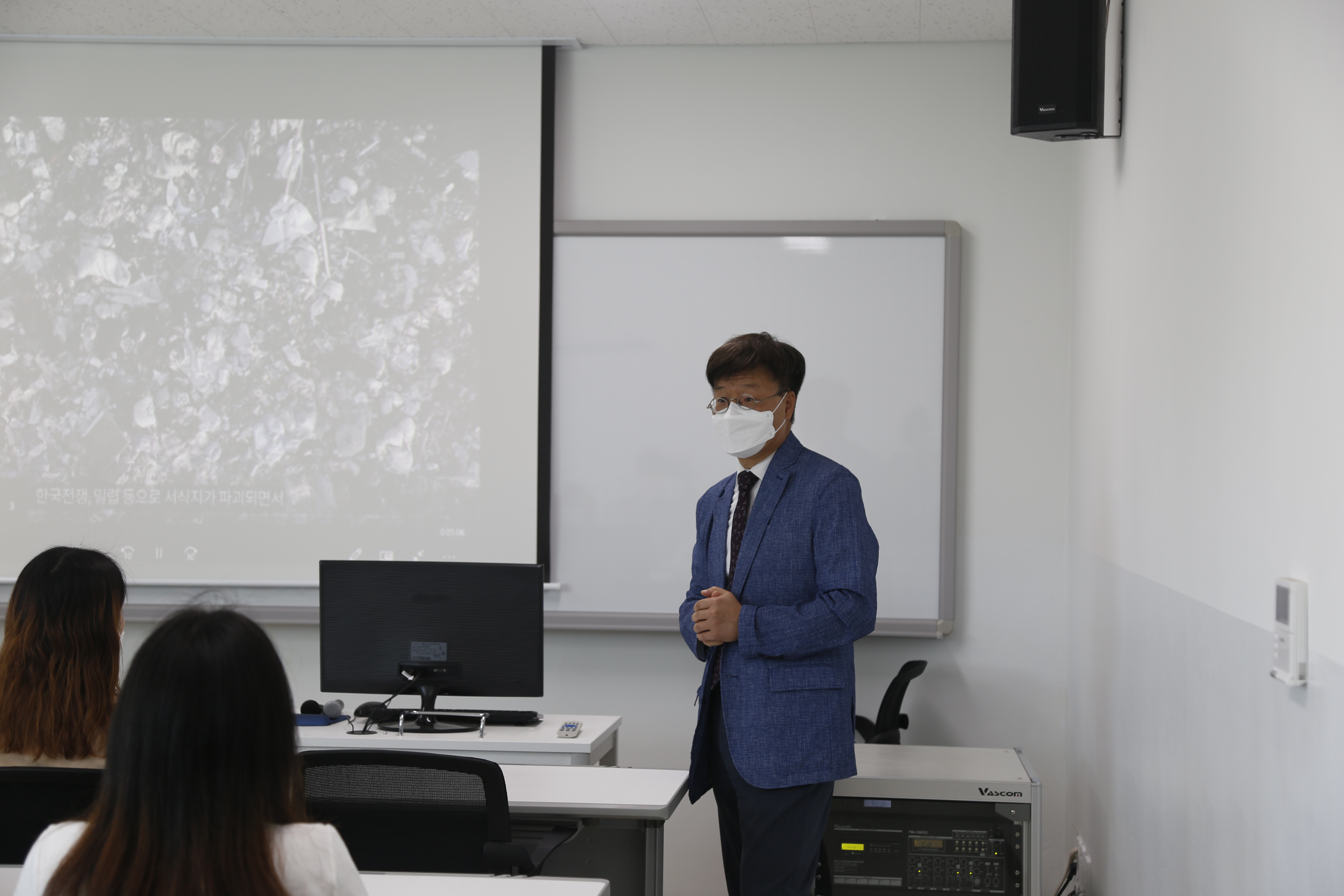 2022.9.2. 황사생태연구원 황새미술작품 공모전 등록사진 2번째 이미지 (대체텍스트 : 3) - 자세한 사항은 하단 글 내용 참조