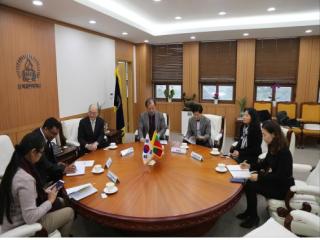 [미얀마 교육부 부국장(Dr. Aung Aung Min) 방문] 관련 썸네일 이미지