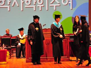 [2014] 2013학년도 전기 학위수여식 관련 썸네일 이미지