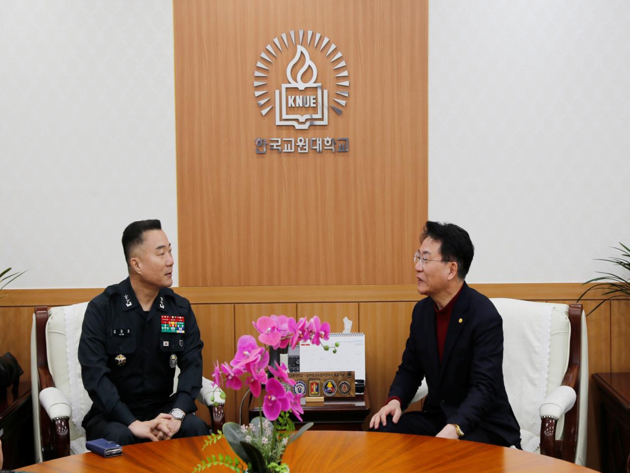 [20250312] 육군학생군사학교장 김동호 소장 본교 방문 관련 썸네일 이미지